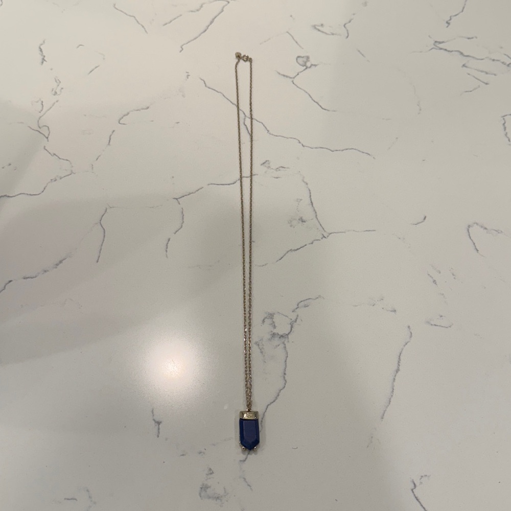 LOFT gold pendant necklace - Picture 3 of 4